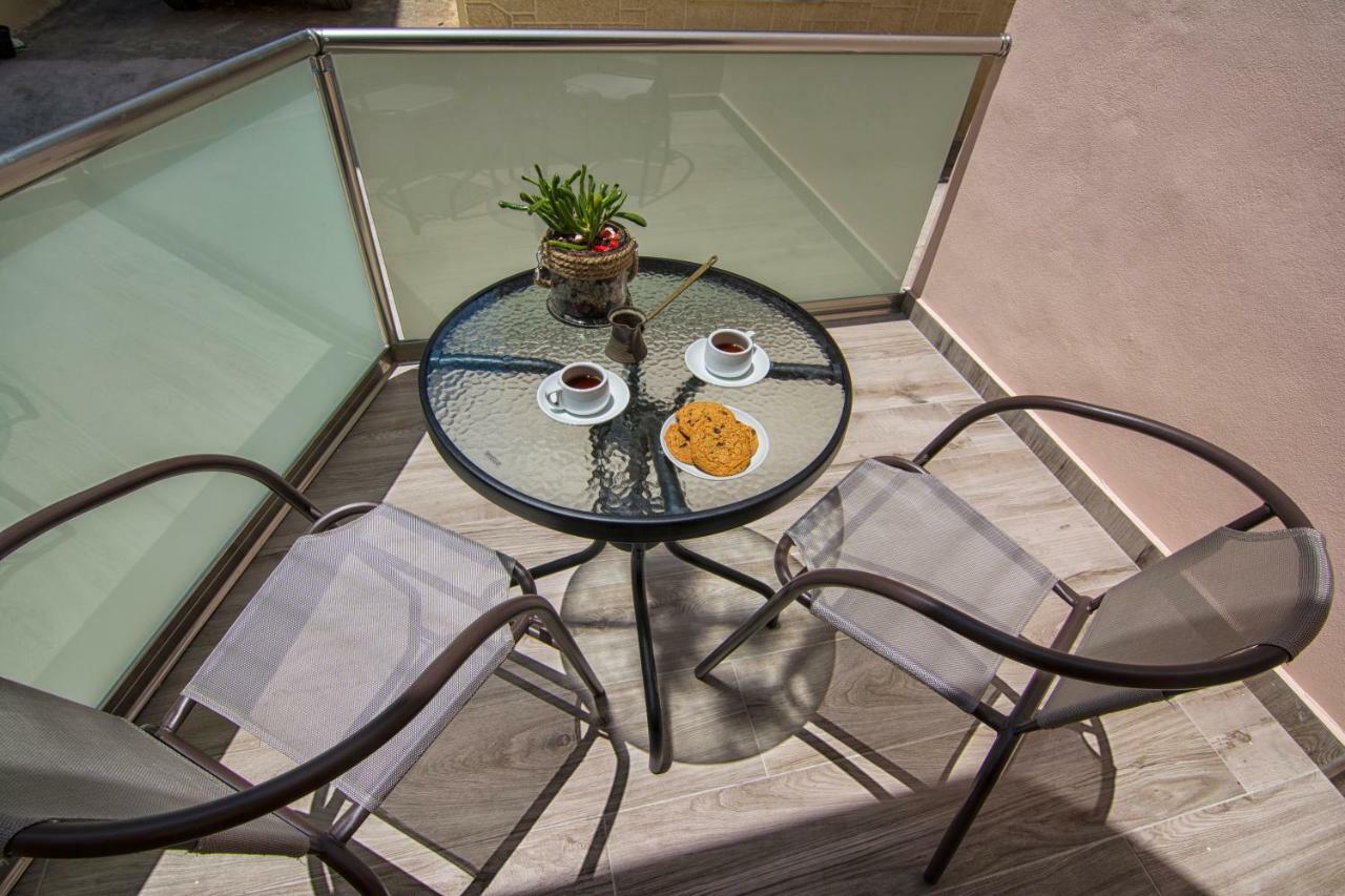 Pasiphae New Apartment Sea & City Chrissi Akti Chania Exterior foto