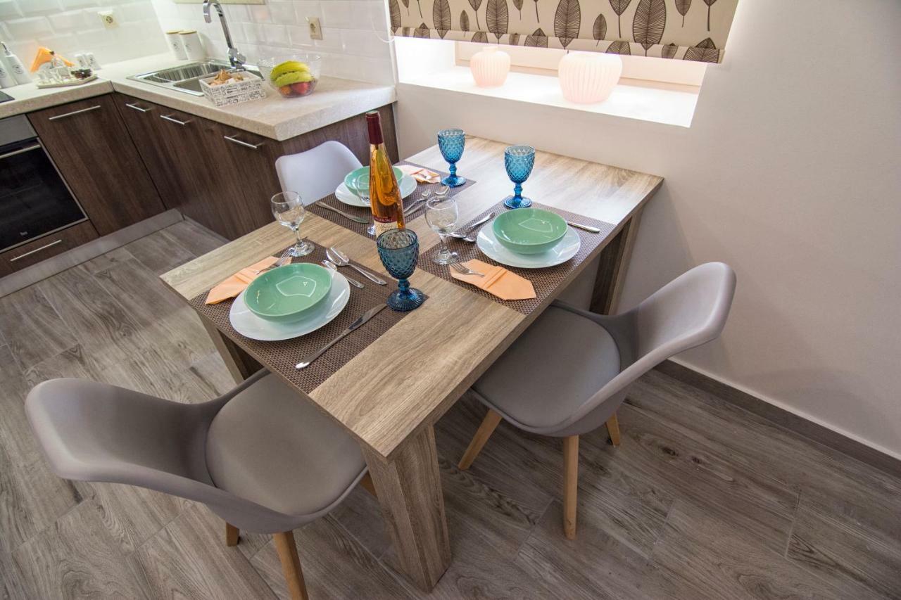 Pasiphae New Apartment Sea & City Chrissi Akti Chania Exterior foto