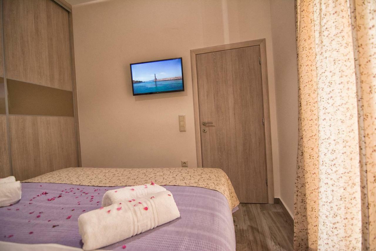 Pasiphae New Apartment Sea & City Chrissi Akti Chania Exterior foto