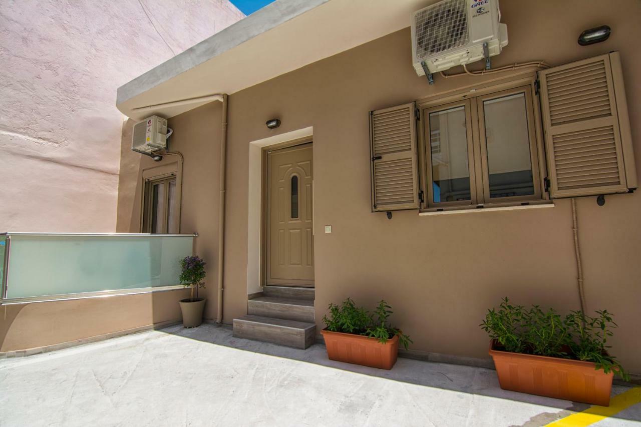 Pasiphae New Apartment Sea & City Chrissi Akti Chania Exterior foto
