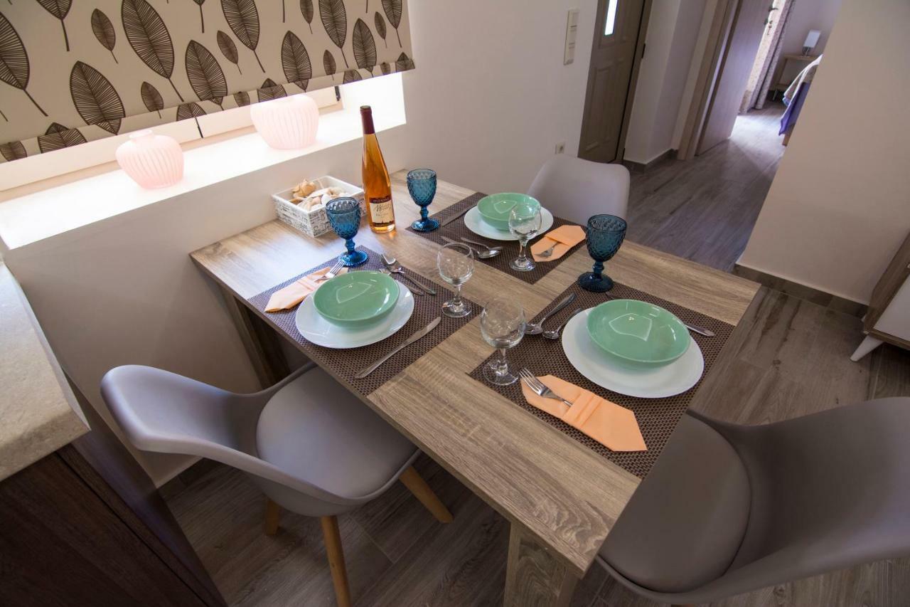 Pasiphae New Apartment Sea & City Chrissi Akti Chania Exterior foto